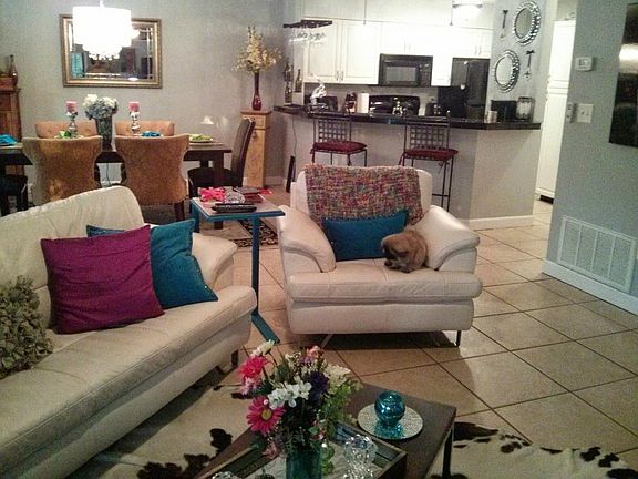 5th image of 306 Westlake Ct