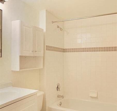 5th image of 422 Cumberland St #2