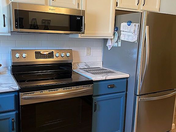4th image of 7269 N Lakeside Ct Unit 35