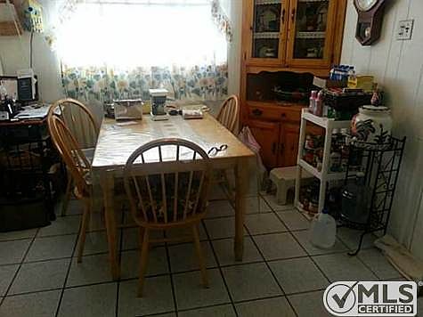 5th image of 4901 Edna Ave