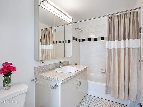 2nd image of 111 W 67th St APT 23P
