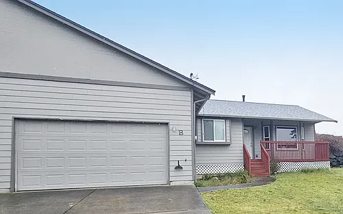 404 Comet St Photo 1