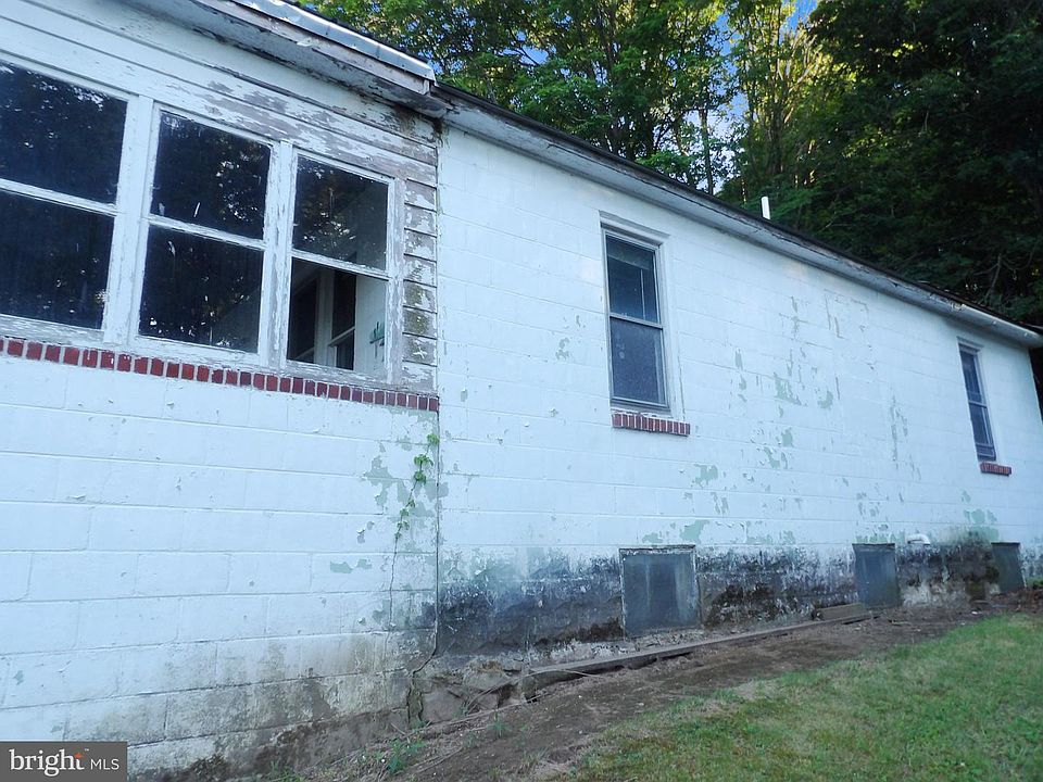 2nd image of 10613 Laurel Hill Dr SW