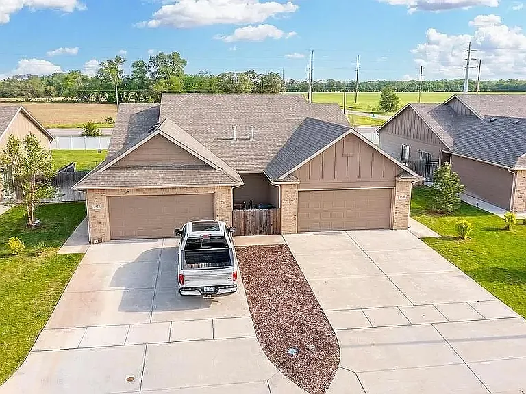 3420 E Sunflower Dr — Photo 13
