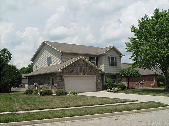 2nd image of 505 Cider Mill Way
