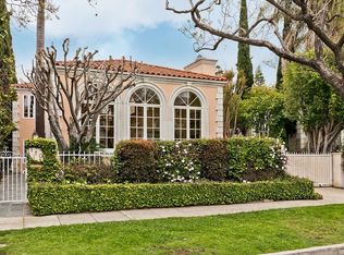 110 N Oakhurst Dr, Beverly Hills, CA 90210