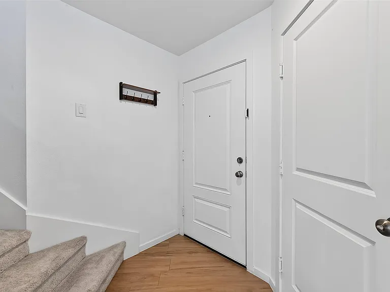 3039 Ash Ray Dr — Photo 7