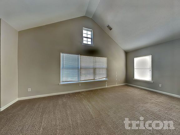 5th image of 1249 Avington Glen Dr