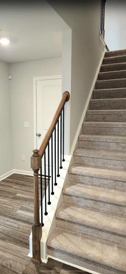 171 Garden Vine Trail - Bev Roberts Rentals. and Property Management — Photo 2