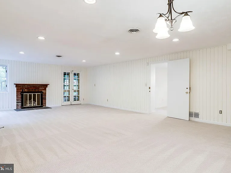 5225 Old Dominion Dr — Photo 50