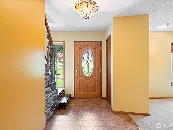 5th image of 118 Norwood Drive