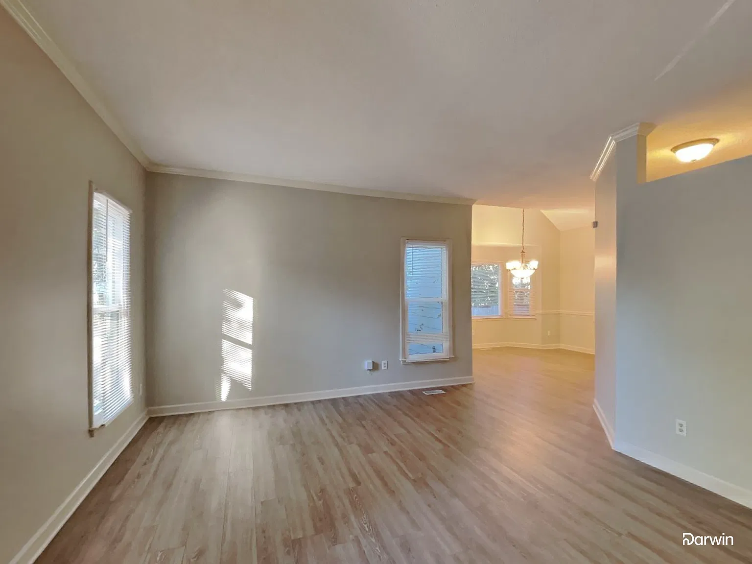 3 bed, 2.5 bath, 2190 sqft, $1,905 — Photo 3