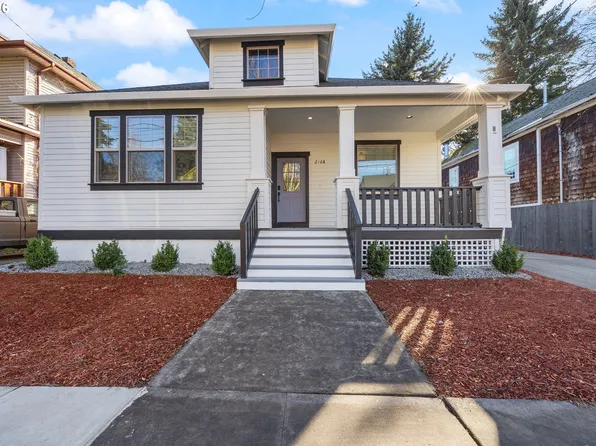 216 NE Tillamook St Unit A, Portland, OR 97212