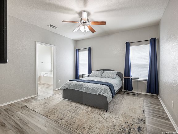5th image of 104 STEER LN
