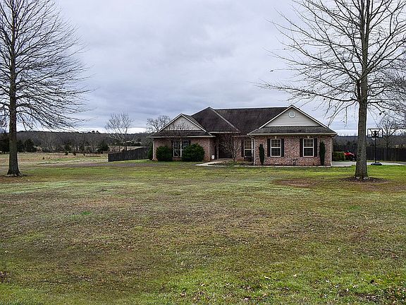 5th image of 606 Bonnie Bell Ln