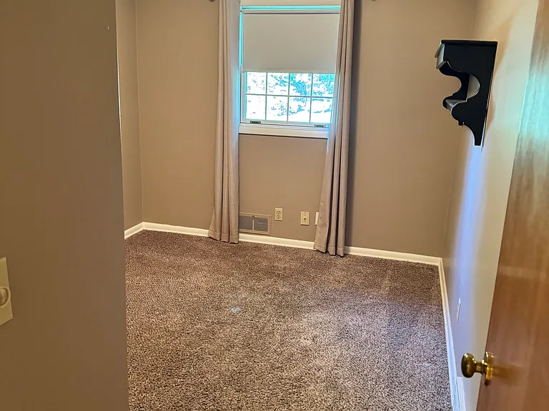 13366 Tucker Dr — Photo 22