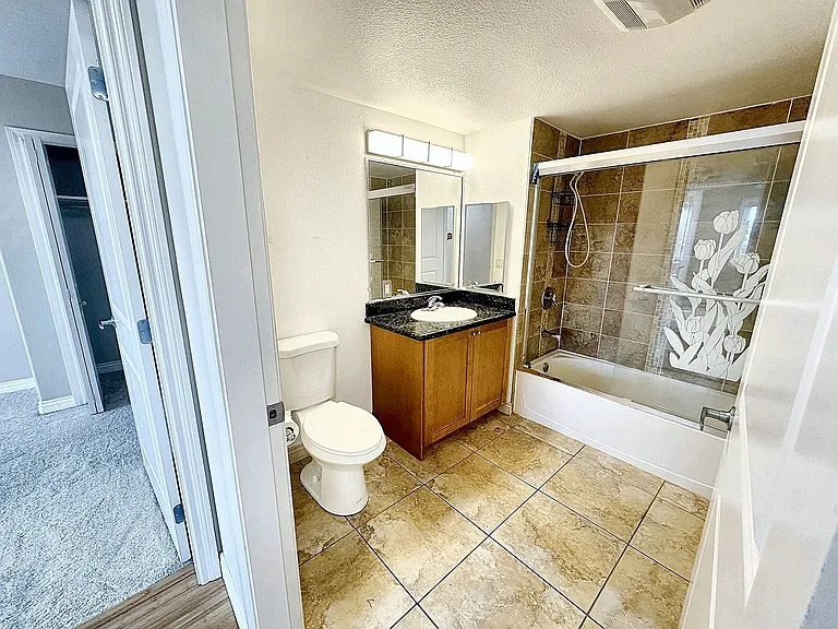15956 E 14th St #404 — Photo 9