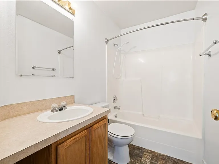 5610 Hawk Ave — Photo 13