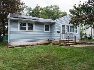 94 1st Ave, Port Reading, NJ 07064