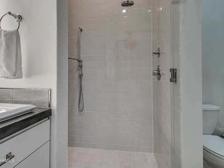 4201 N Marshall Way #2000 — Photo 19