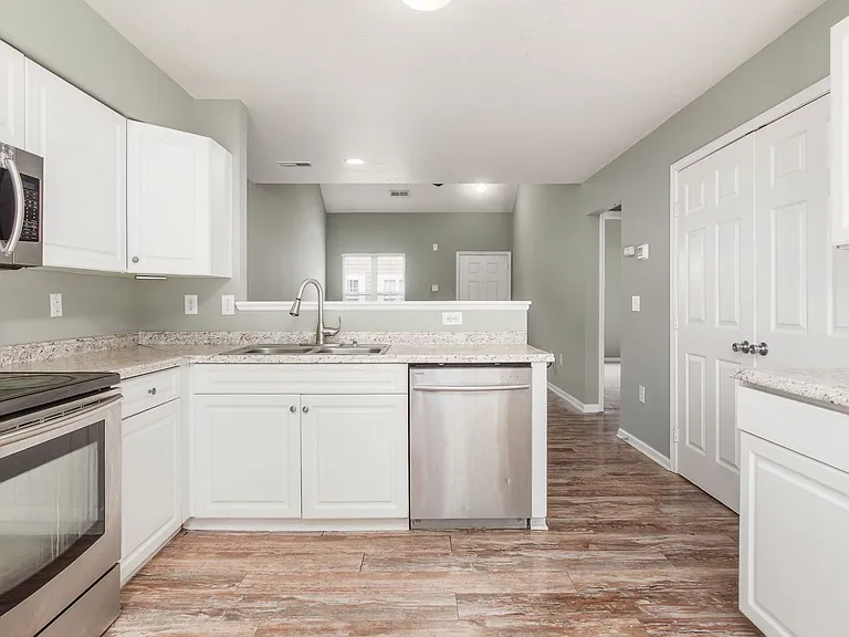 372 Dysar Run Dr — Photo 12