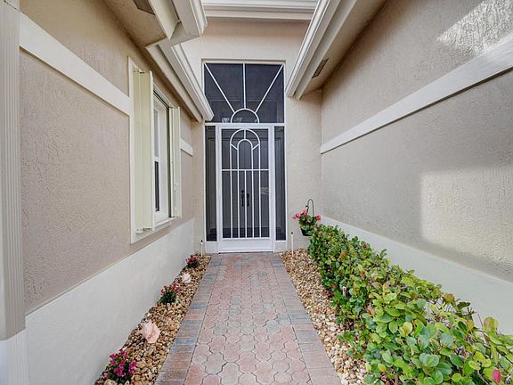 4th image of 8978 Via Tuscany Dr