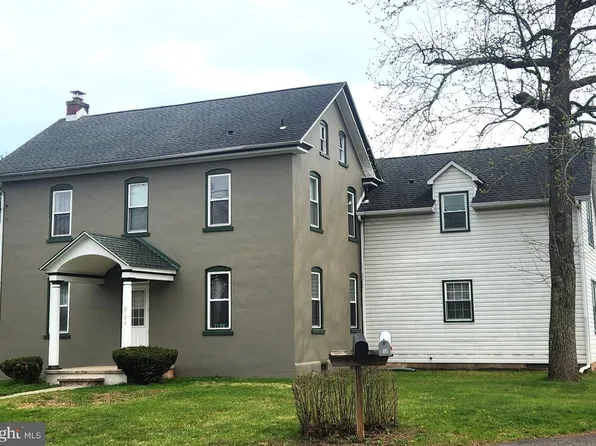 2190 E Buck Rd, Pennsburg, PA 18073