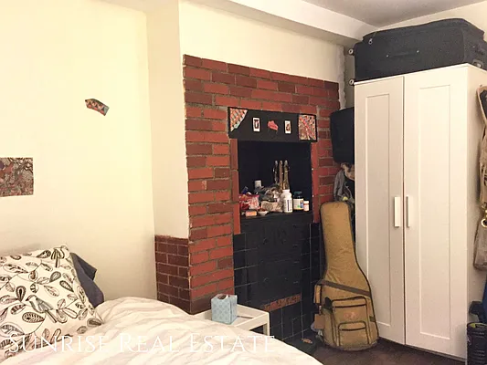 Rented by Sunrise Real Estate | media 40