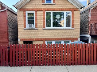 2118 W 18th St #1F, Chicago, IL 60608