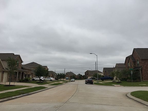 5th image of 3218 Hawkins Glen Ln