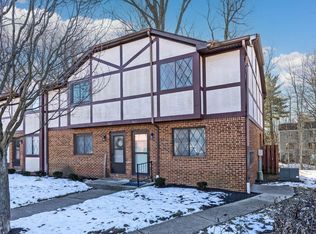 3063 Highcliff Ct, Columbus, OH 43231