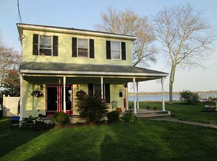 31 Baron Rd, Barrington, RI 02806