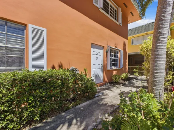 2200 Monroe Street #24, Hollywood, FL 33020