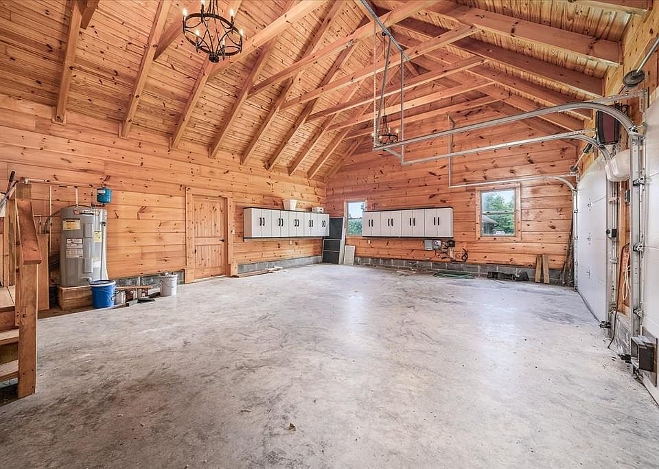 40th image of 2442 Long Branch Rd