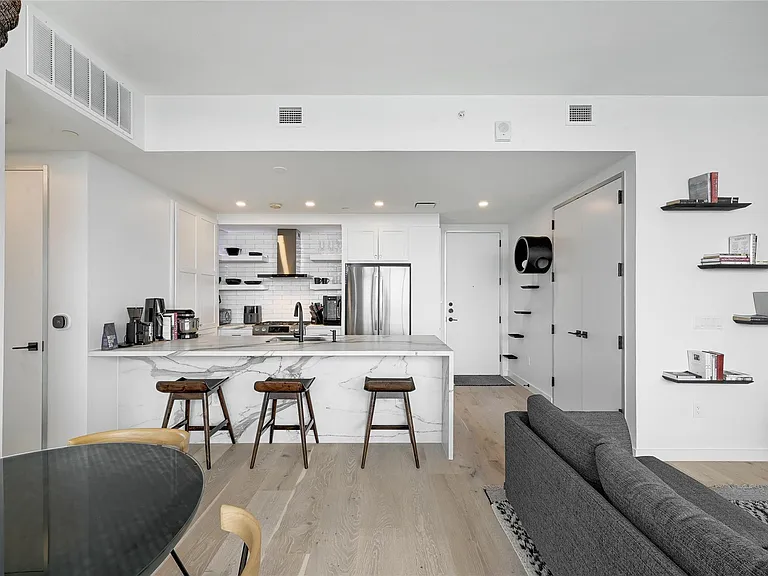 301 West Ave #2201 — Photo 2