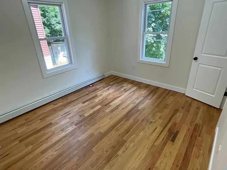 207 Hansbury Ave #2F — Photo 2