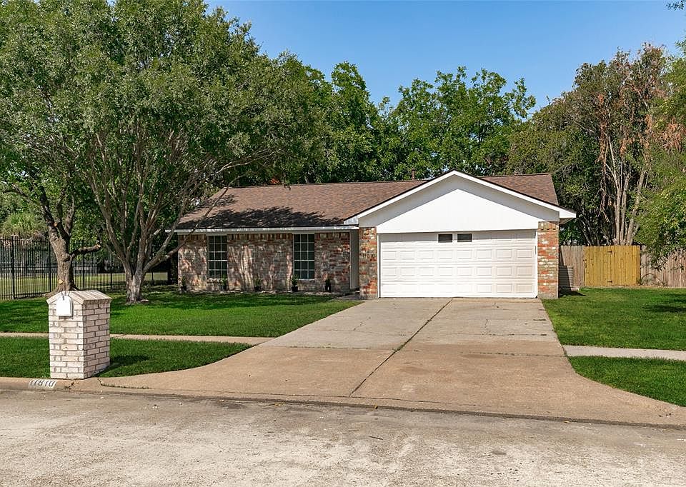 1st image of 11810 Loyola Drive