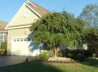 89 Londonberry Dr, Holmdel, NJ 07733