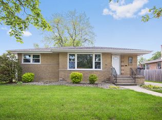 851 E 167th Pl, South Holland, IL
