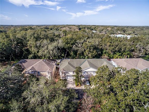 4th image of 830 Lumsden Reserve Dr