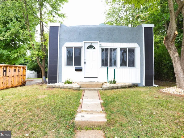 2 Conover Ave, Ewing, NJ 08638
