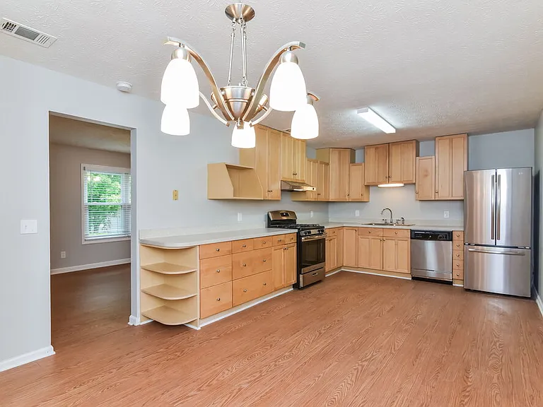 3939 Valley Brook Rd — Photo 8