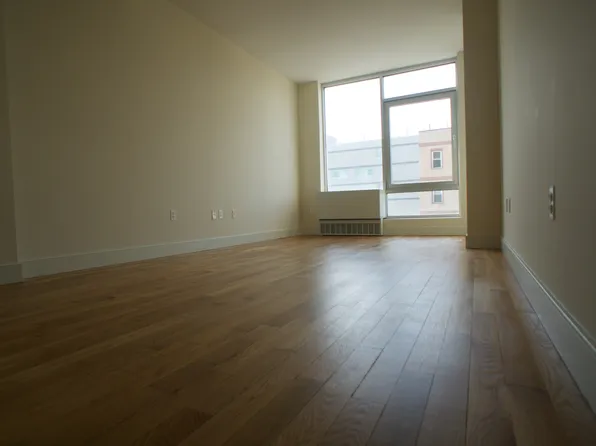 108 Neptune Avenue image 9 of 16