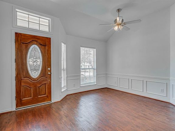 4th image of 1825 Sage Dr