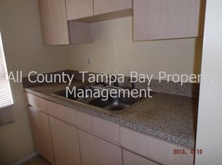 8412 N Lois Ave, Tampa, FL 33614