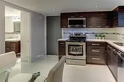 Building Photo - 32 College View Ave #4
