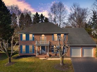 6600 Harness Hill Ct, Centreville, VA 20121