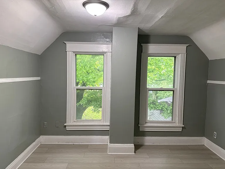 2344 N Peoria Rd — Photo 10