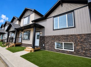 13 Rivergrove Run W #4, Lethbridge, AB T1K8E8