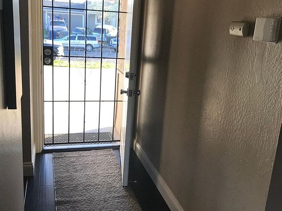 5th image of 2233 Pierre Ave